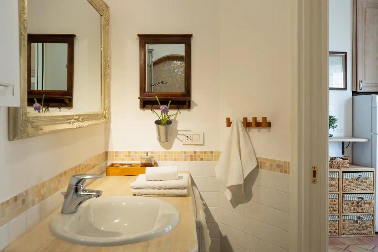 Canal View Historical Apartment Milano Eksteriør billede